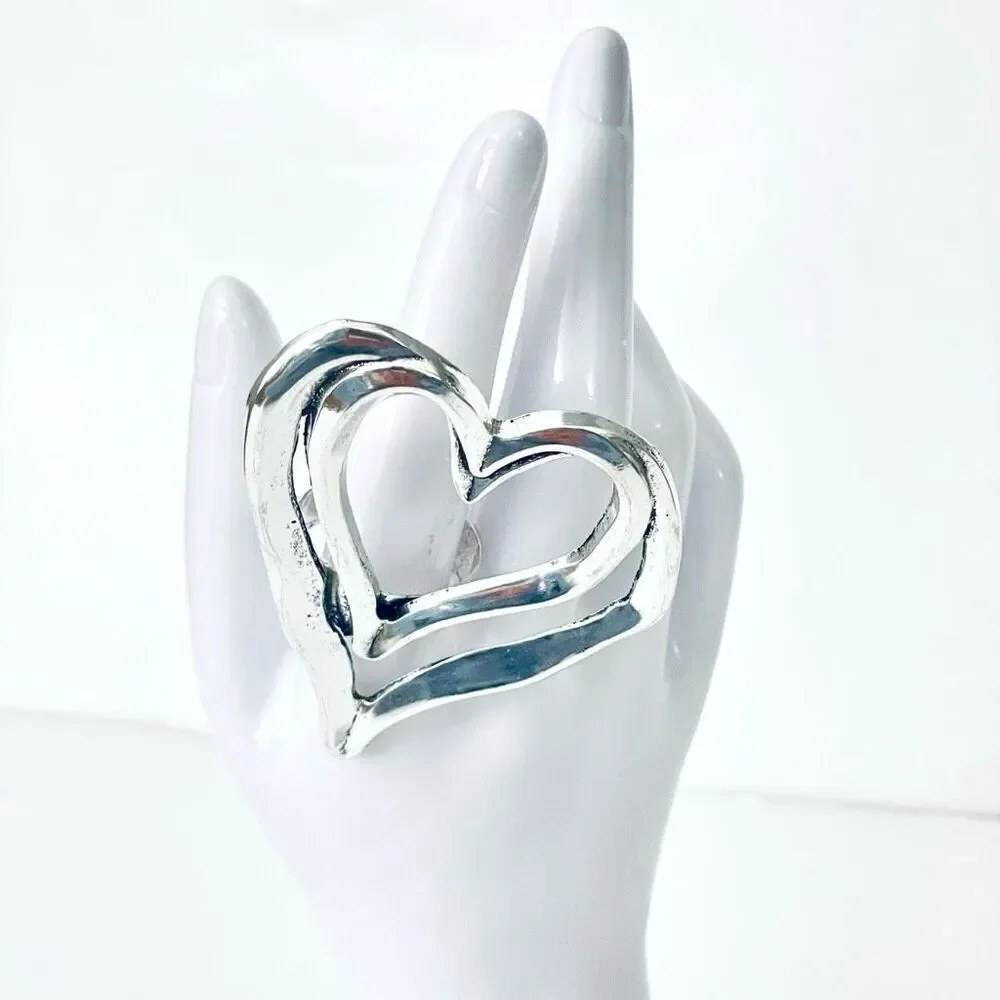 NWT Gorgeous Huge Big Silver Thick Heart Shaped Shiny Ring OS Adustable One Size